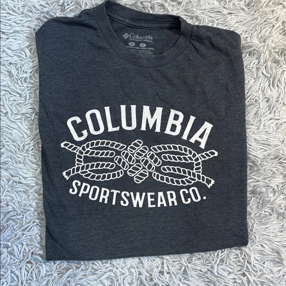 Columbia sportswear shirt